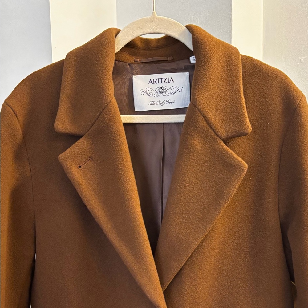 Aritzia Women's The Only Coat Size Small - Picture 8 of 12